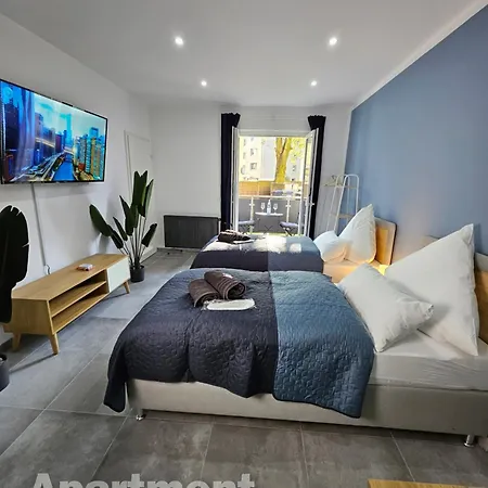 Modern Homes - Voll Ausgestatte Wohnung - Balkon - Hotelbetten - 4K Tv - Wlan Moers Exterior foto