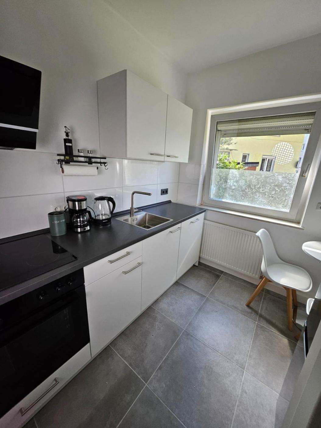 Apartment Modern Homes - Voll Ausgestatte - Balkon - Hotelbetten - 4k Tv - Wlan