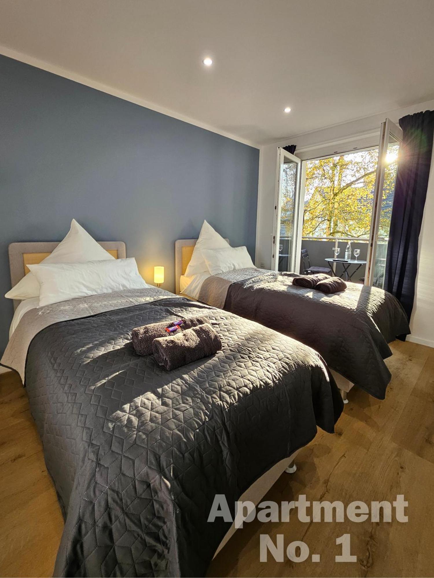 Modern Homes - Voll Ausgestatte - Balkon - Hotelbetten - 4k Tv - Wlan Apartment